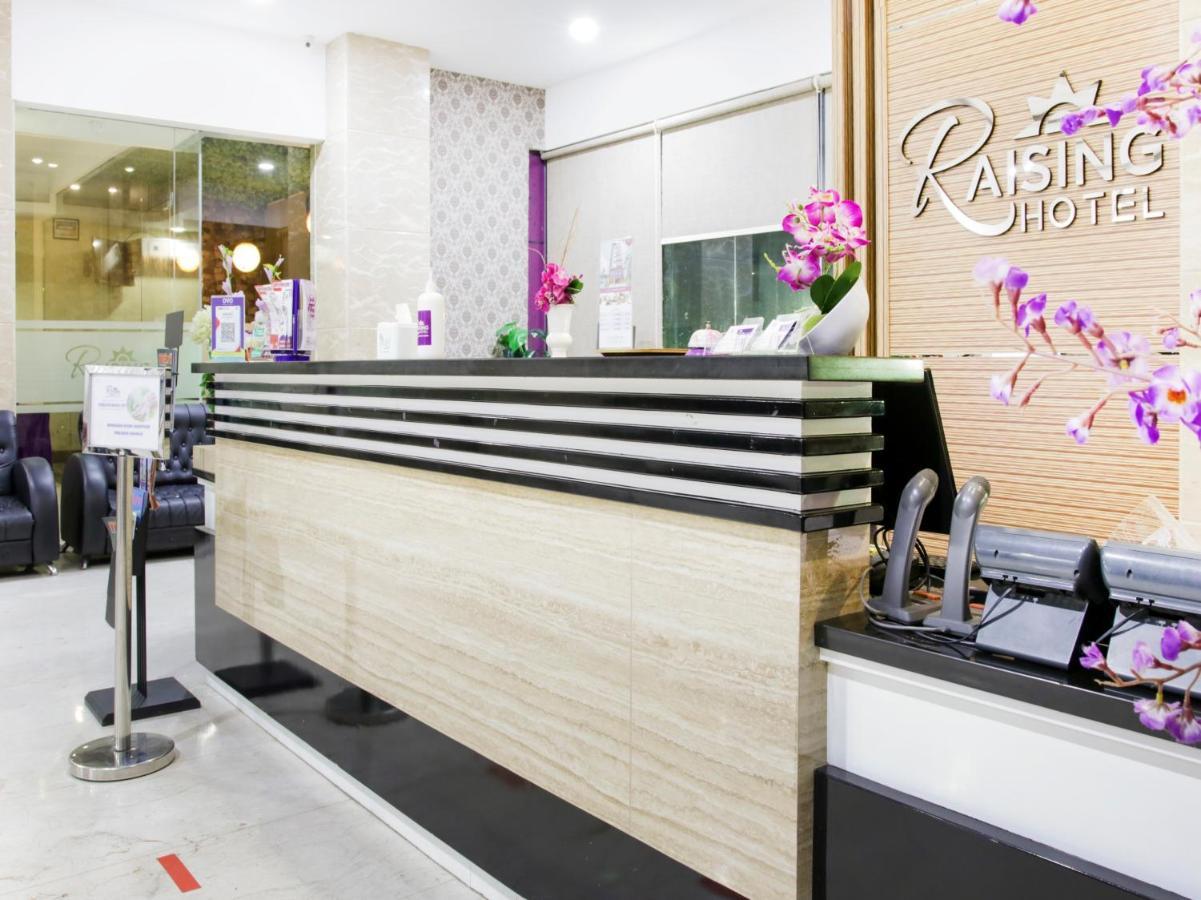 Vaccinated Staff - Capital O 454 Raising Hotel ماكاسار المظهر الخارجي الصورة