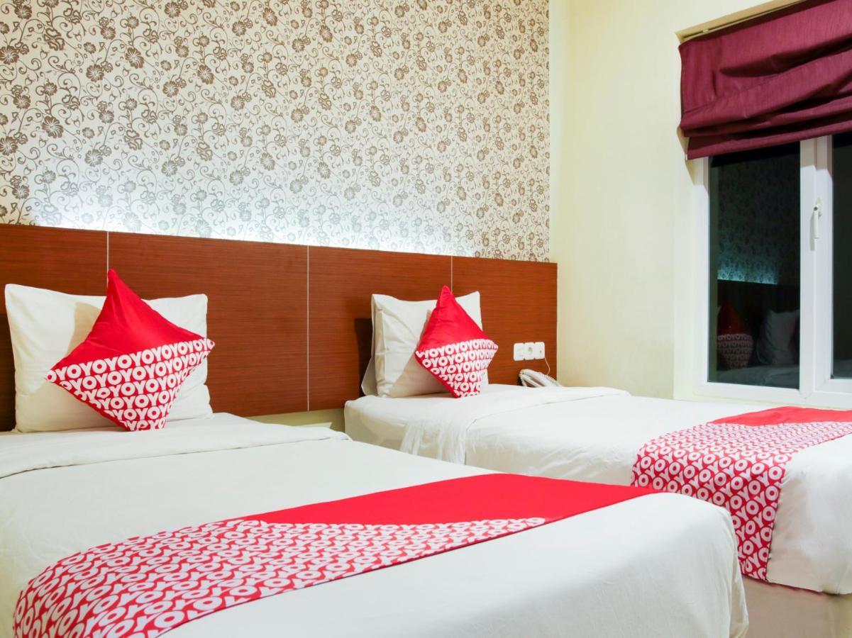 Vaccinated Staff - Capital O 454 Raising Hotel ماكاسار المظهر الخارجي الصورة